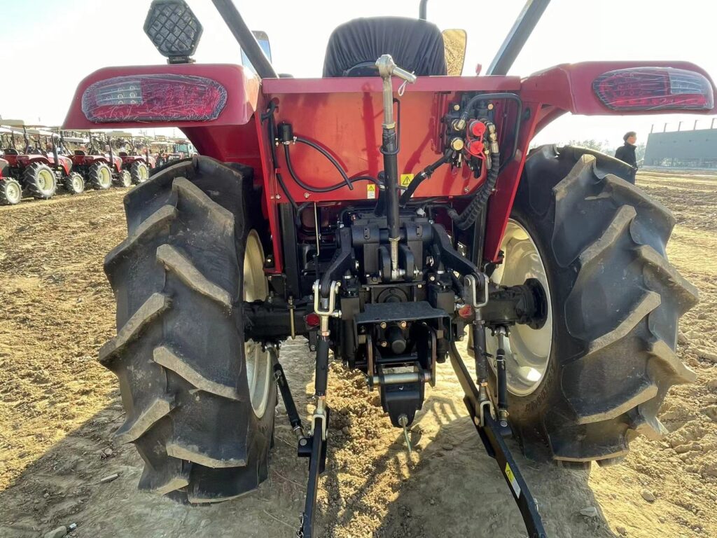 Tractor 504 k pic 1 D