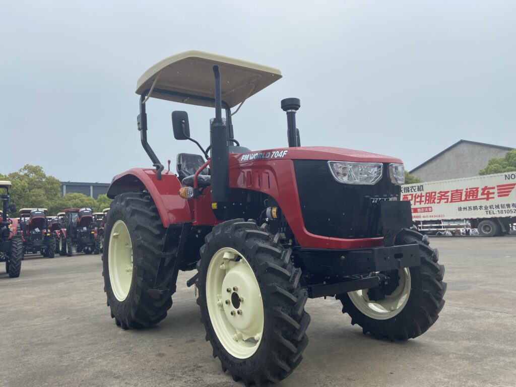 Tractor 704 F model Pic - 1 B